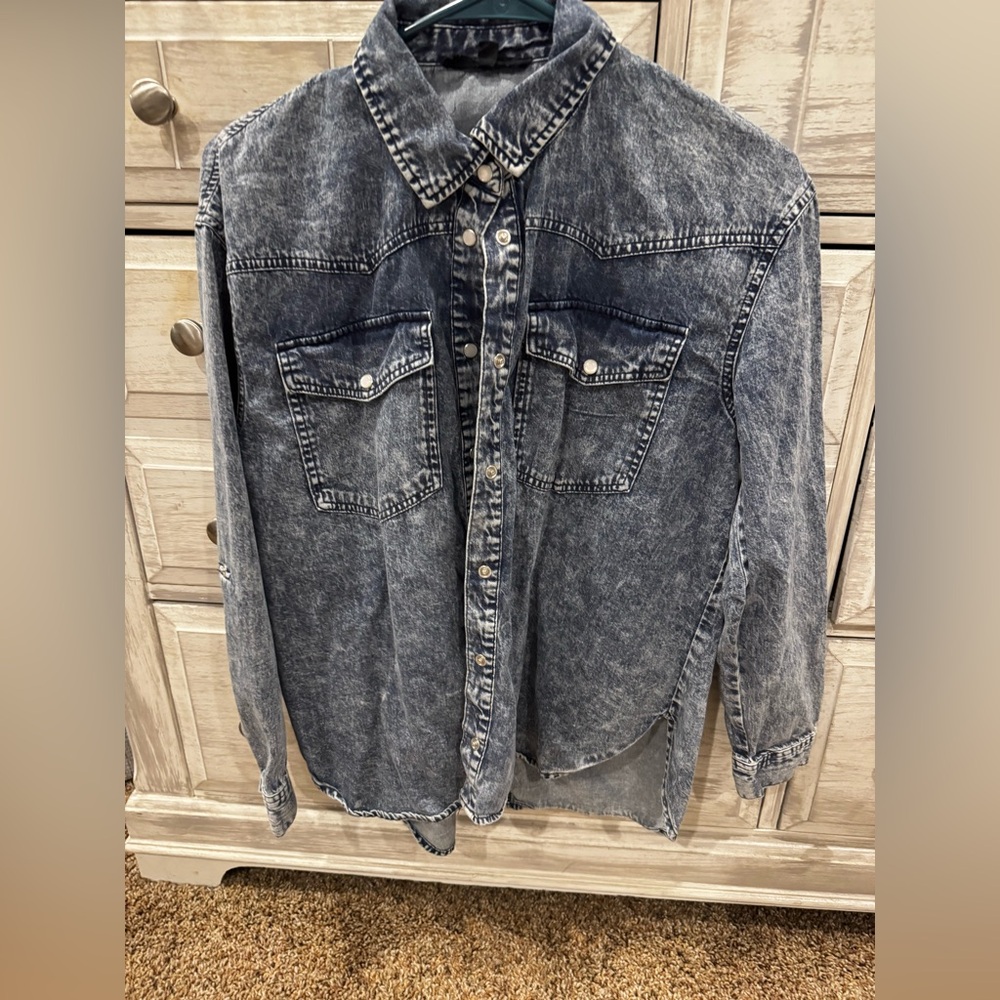 Jane and Delancey Gray Button Down Shirt